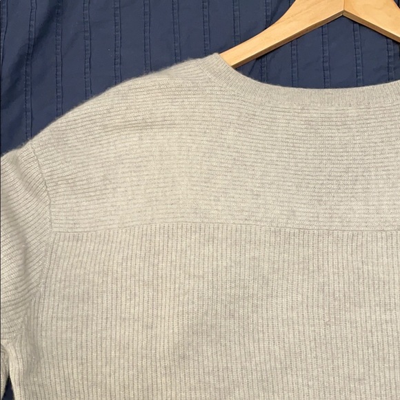 Duffy heathered light grey cashmere sweater - Picture 6 of 8